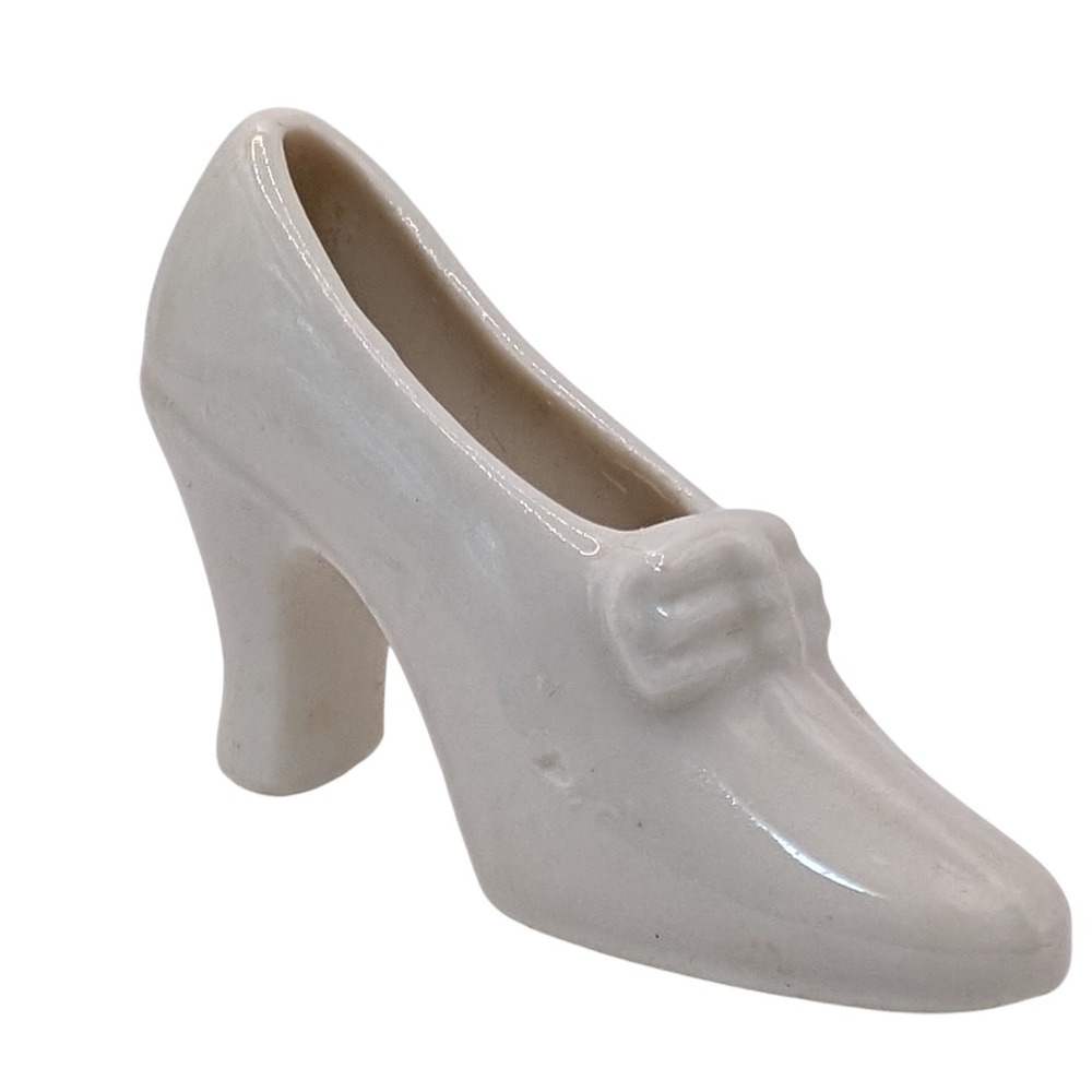 Vintage‎ Porcelain Shoe Figurine Miniature White High Heel Three Inches SEE